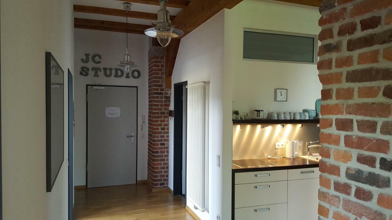 Aryve Jc Studio - Altstadtnahes Boutique Apartment Inklusive Kostenfreiem Parkplatz Erfurt Bagian luar foto