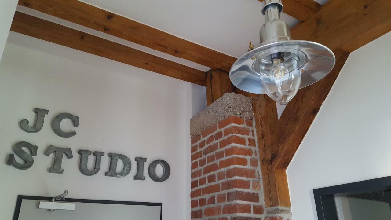 Aryve Jc Studio - Altstadtnahes Boutique Apartment Inklusive Kostenfreiem Parkplatz Erfurt Bagian luar foto