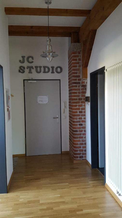 Aryve Jc Studio - Altstadtnahes Boutique Apartment Inklusive Kostenfreiem Parkplatz Erfurt Bagian luar foto